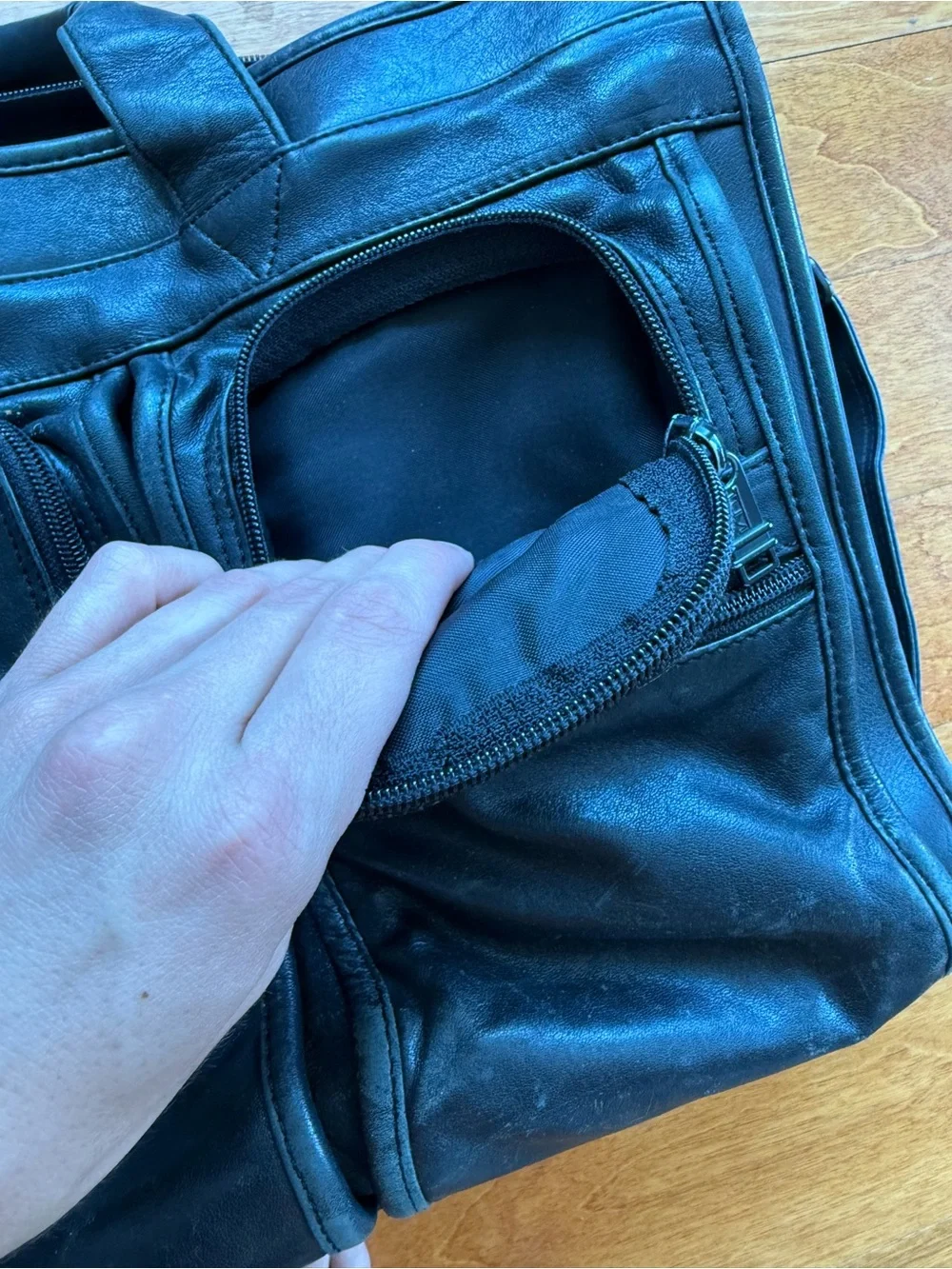 Tumi Alpha Black Napa Leather Briefcase Rare Vintage Piece Great Patina Attaché